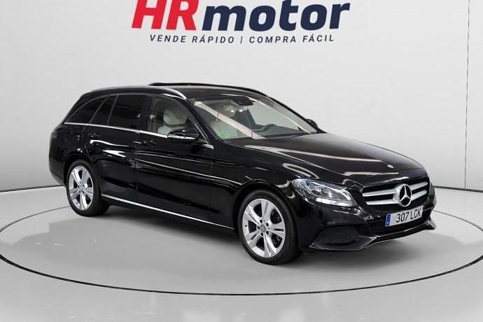 Usado Mercedes C220 170 CV (125 kW) 2015 Negro Familiar
