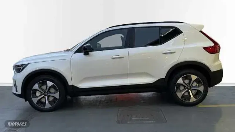 Nuevo Volvo XC40 Ultra 163 CV (119 kW) 2026 Blanco SUV