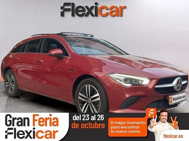 Rojo Usado 2021 Mercedes CLA250e Berlina | 29.990 € (Buen precio) - Imagen 1/4