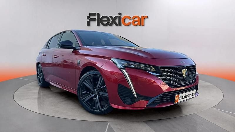 Usado Peugeot 308 GT 131 CV (96 kW) 2023 Rojo Berlina
