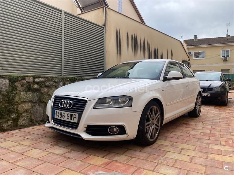 Usado Audi A3 Ambition 140 CV (102 kW) 2010 Blanco Berlina