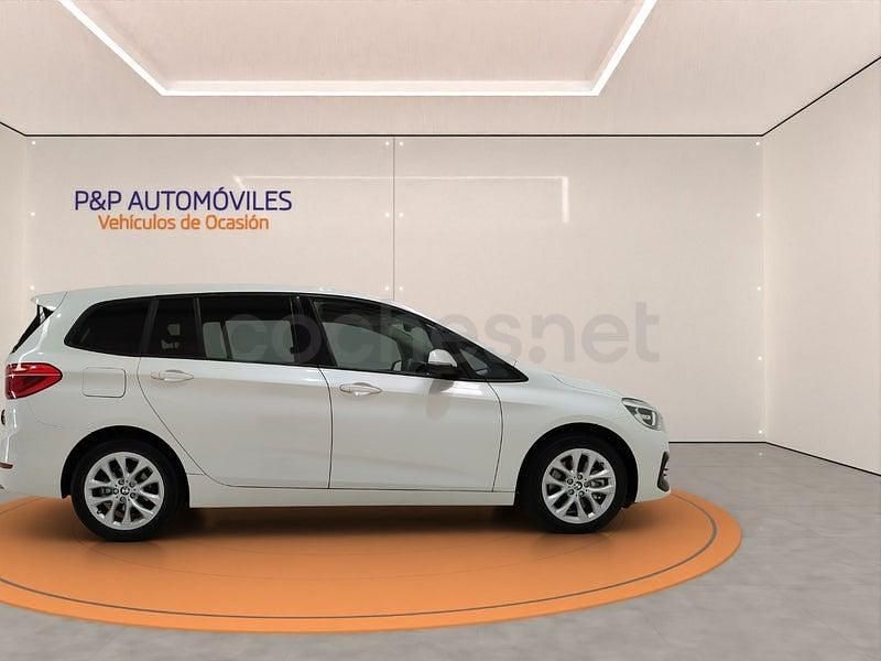 Usado BMW 218 Comfort Edition 150 CV (110 kW) 2021 Blanco Familiar