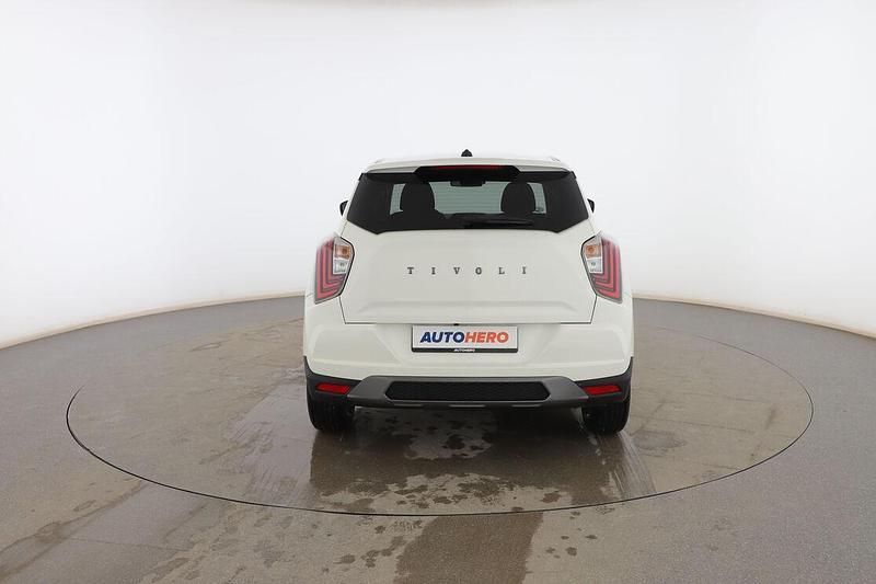 Usado Ssangyong (KGM) Tivoli Limited 135 CV (99 kW) 2024 Blanco SUV