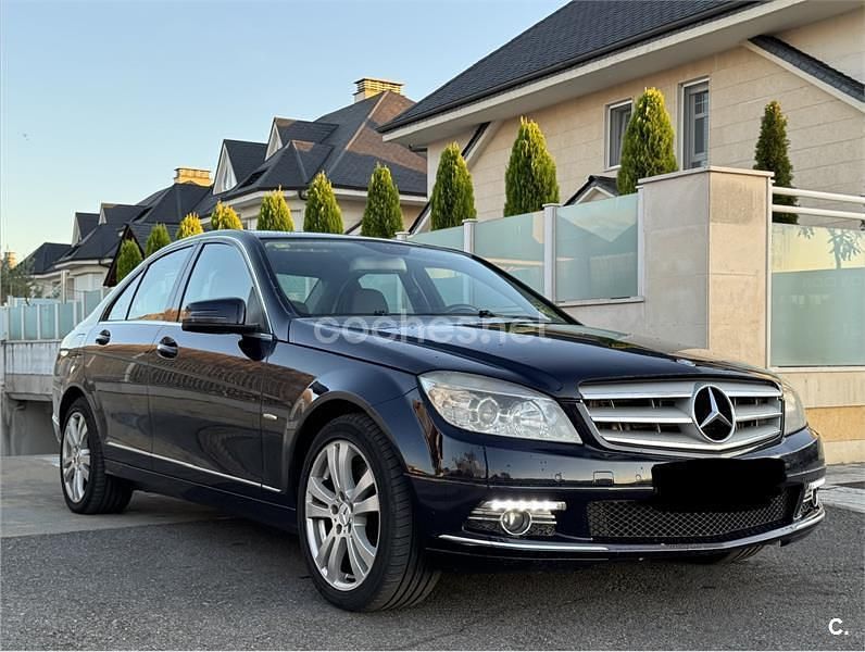Azul Usado 2009 Mercedes C320 Avantgarde Berlina | 9999 € (Precio justo) - Imagen 1/4