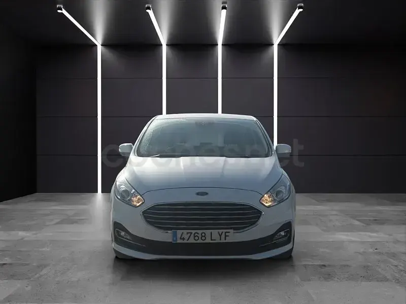 Usado Ford S-MAX Trend 190 CV (139 kW) 2022 Blanco Monovolumen