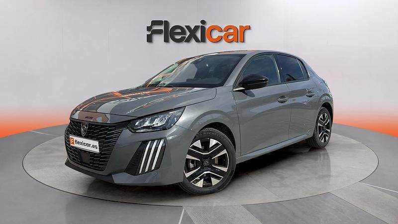 Usado Peugeot 208 Allure 101 CV (74 kW) 2025 Gris Utilitario