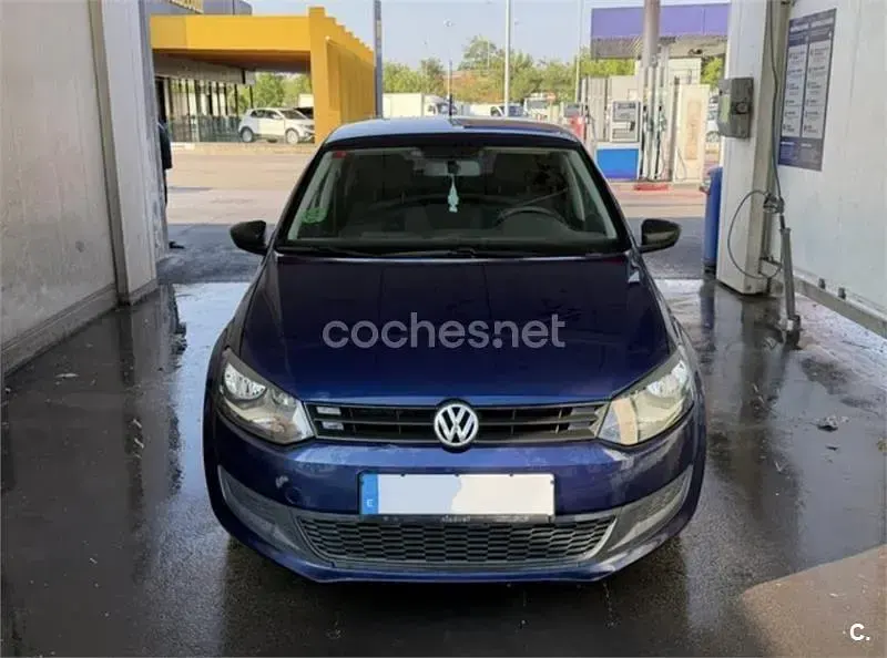 Usado VW Polo Advance 60 CV (44 kW) 2011 Azul Utilitario