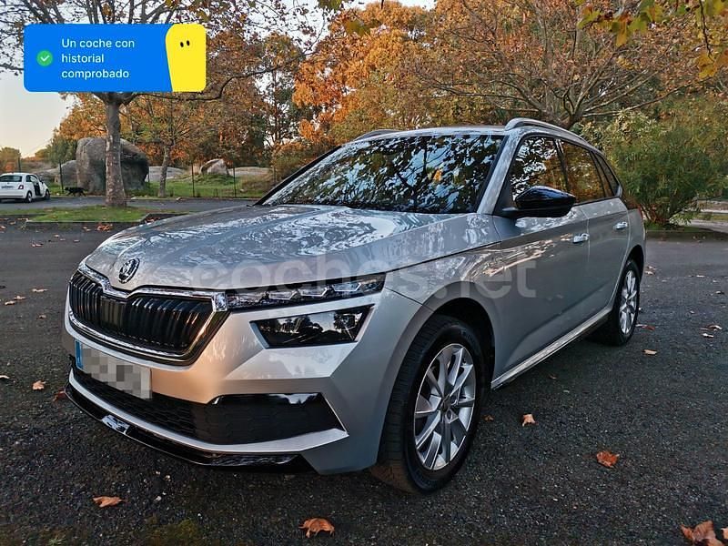 Gris / plata Usado 2020 Skoda Kamiq Sport SUV | 16.490 € - Imagen 1/4