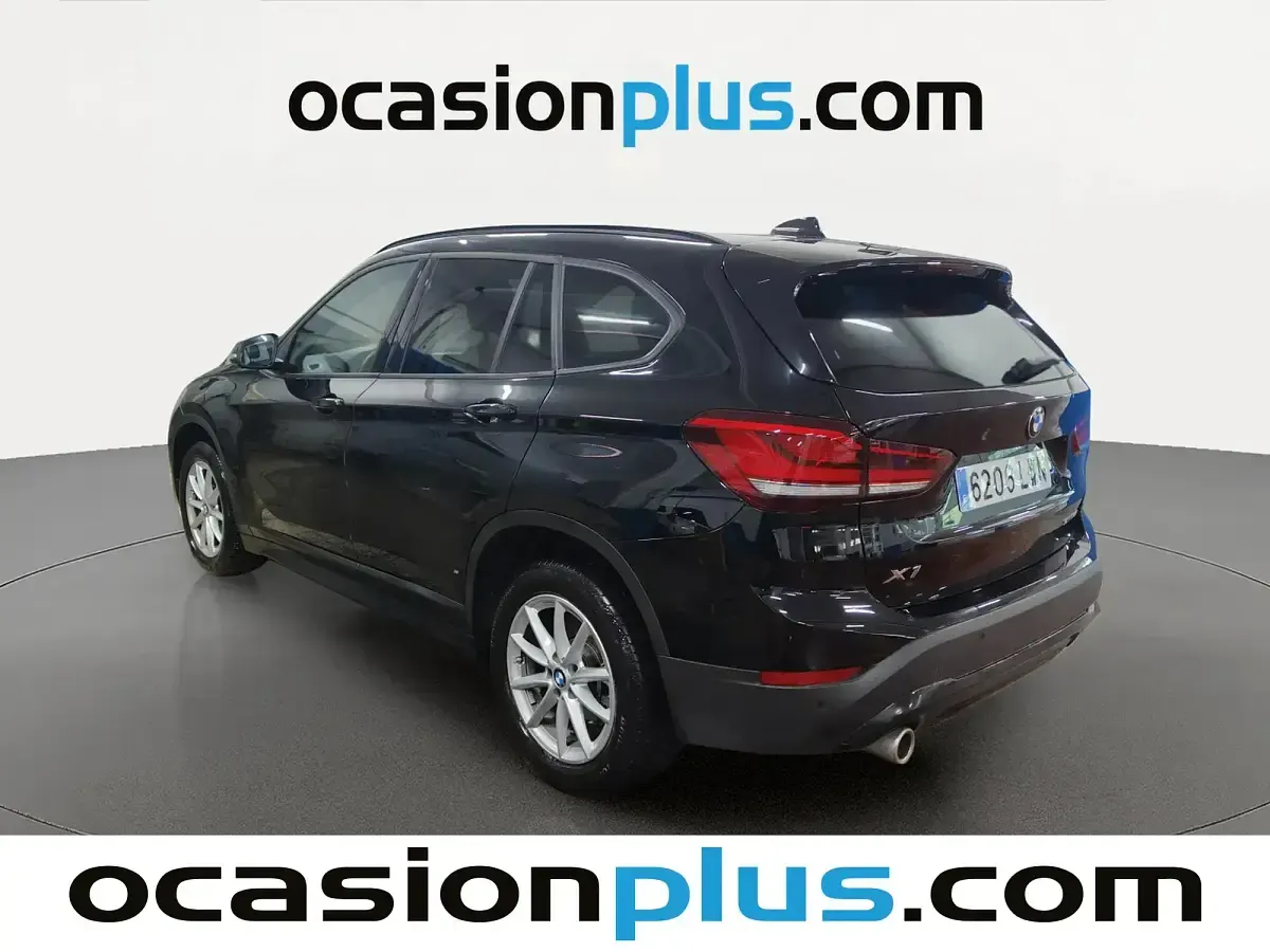 Käytetty BMW X1 140 HP (102 kW) 2022 Musta Katumaasturi