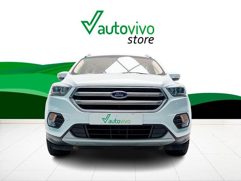Usado Ford Kuga Trend+ 150 CV (110 kW) 2019 Blanco SUV