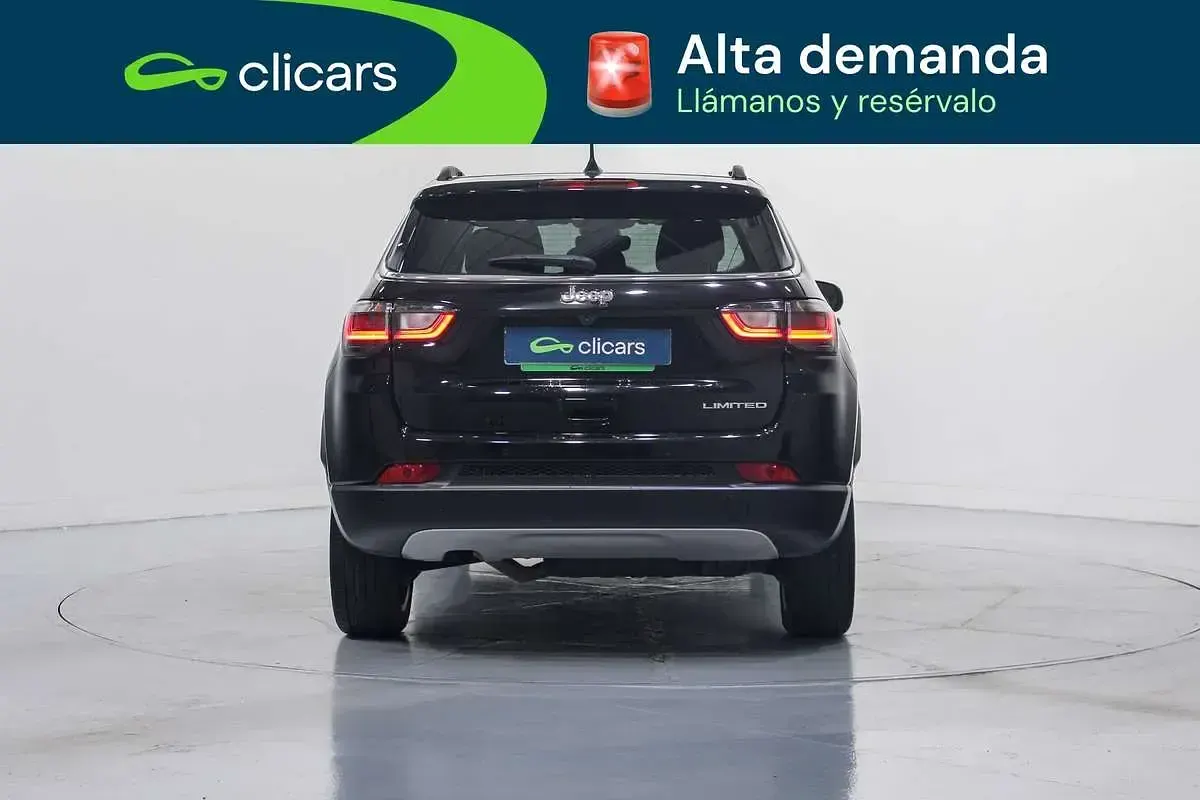 Usado Jeep Compass Limited 131 CV (96 kW) 2022 Negro SUV