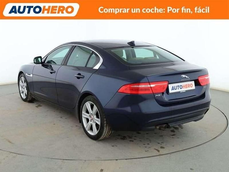 Usado Jaguar XE Pure 179 CV (131 kW) 2015 Azul Berlina