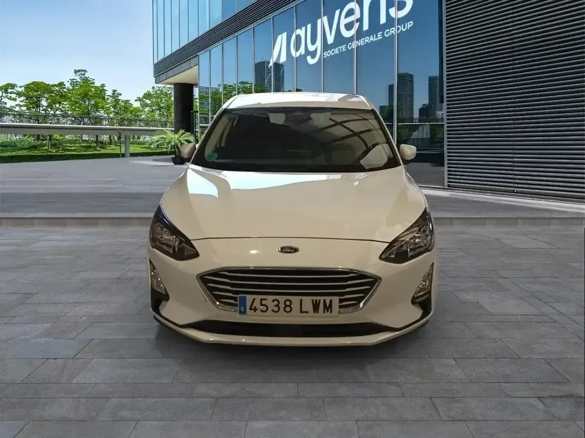 Usado Ford Focus Trend+ 120 CV (88 kW) 2022 Blanco Berlina