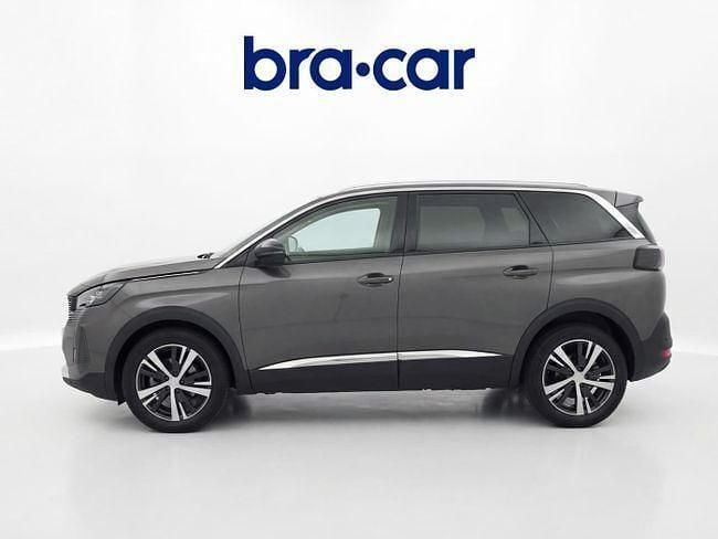 Usado Peugeot 5008 Allure 130 CV (95 kW) 2023 Gris SUV