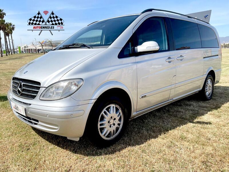 Plateado Usado 2009 Mercedes Viano Monovolumen | 15.000 € (Un poco caro) - Imagen 1/4