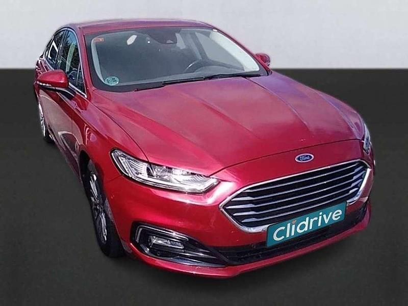 Usado Ford Mondeo Titanium 150 CV (110 kW) 2020 Rojo Berlina