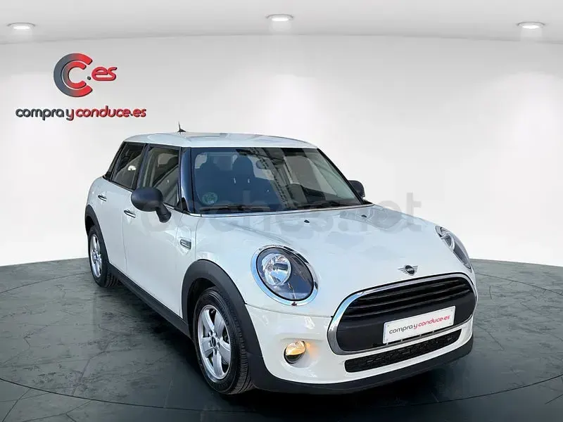 Usado Mini ONE 102 CV (75 kW) 2019 Blanco Utilitario