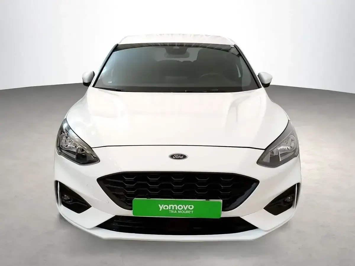 Usado Ford Focus ST-Line 125 CV (91 kW) 2021 Blanco Berlina