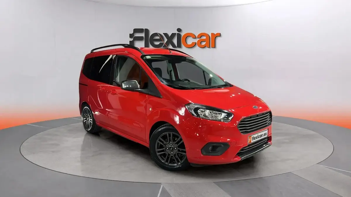 Usado Ford Tourneo Courier Sport 100 CV (73 kW) 2019 Monovolumen