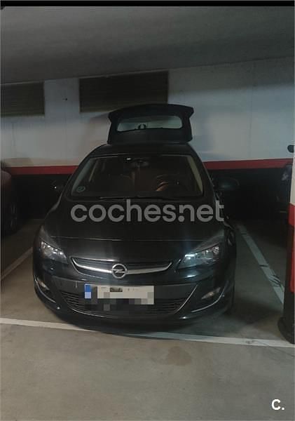 Brugt Opel Astra Selective 115 HK (84 kW) 2013 Sort Sedan