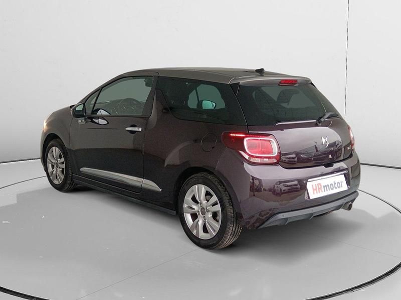 Usado DS Automobiles DS3 Style 110 CV (80 kW) 2015 Rojo Utilitario