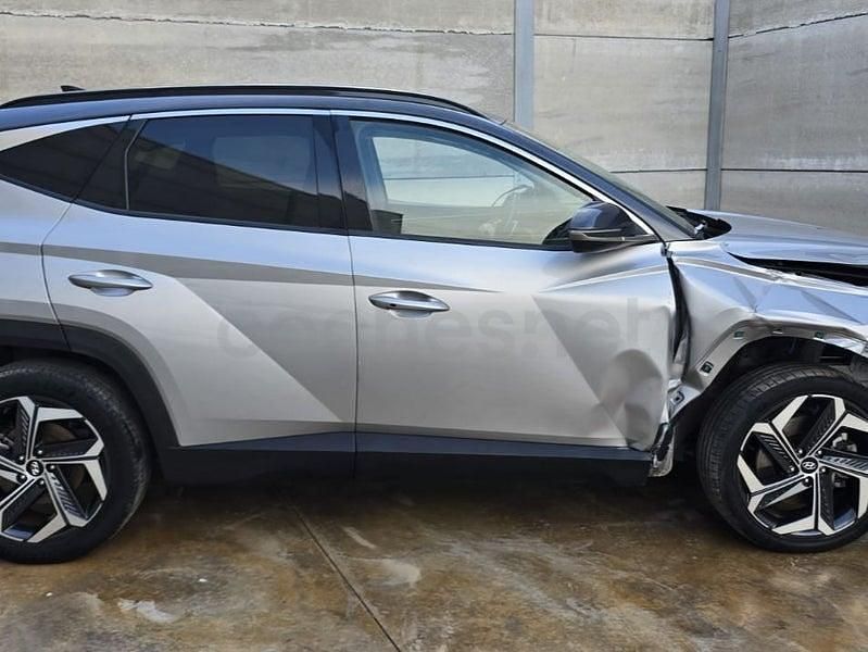 Usado Hyundai Tucson 230 CV (169 kW) 2021 Gris / plata SUV