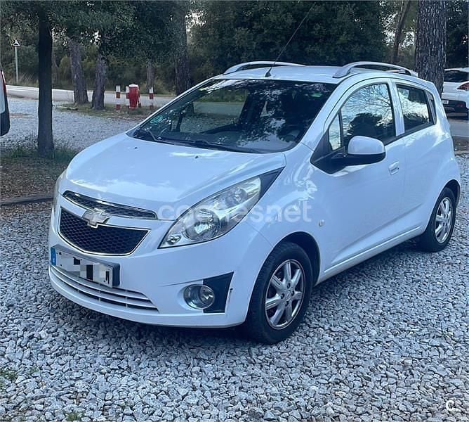 Blanco Usado 2012 Chevrolet Spark LS Utilitario | 2990 € (Precio justo) - Imagen 1/4