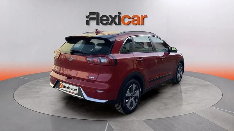 Käytetty Kia Niro 141 HP (103 kW) 2019 Punainen Katumaasturi