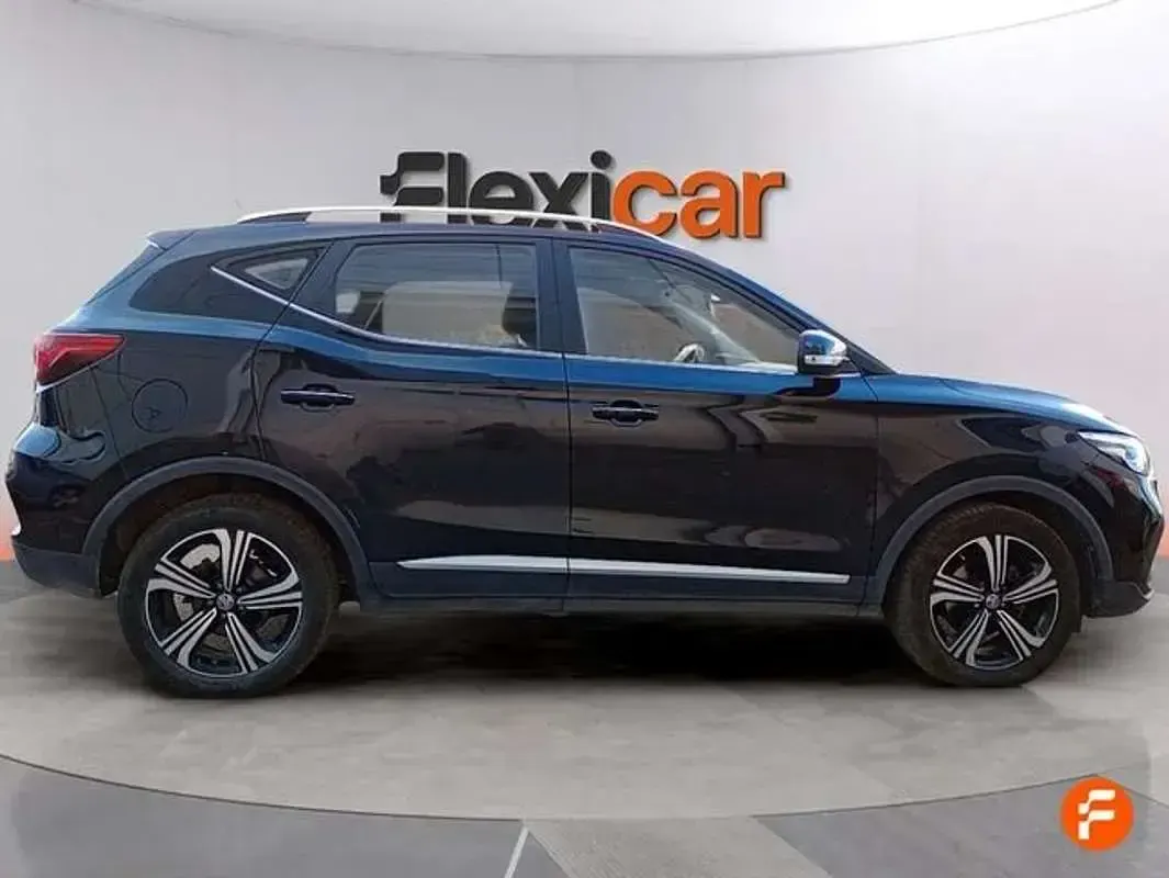 Usado MG ZS Comfort 106 CV (77 kW) 2022 Negro SUV