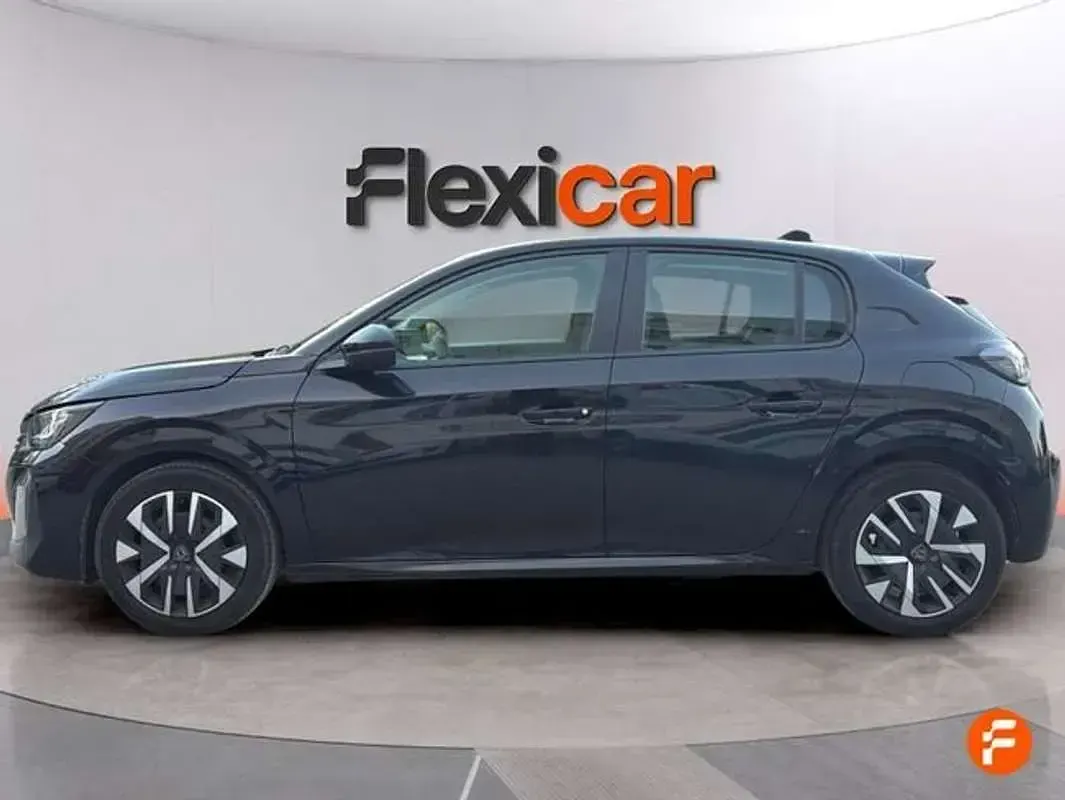 Usado Peugeot 208 Style 101 CV (74 kW) 2024 Negro Utilitario