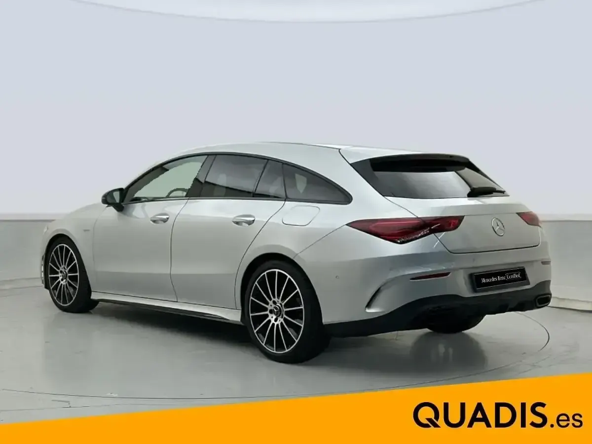 Usado Mercedes CLA220 190 CV (139 kW) 2022 Gris Berlina