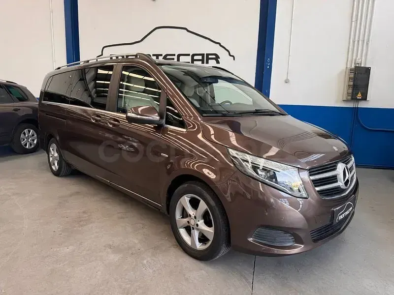 Usado Mercedes V250 Avantgarde 190 CV (139 kW) 2015 Marrón Monovolumen