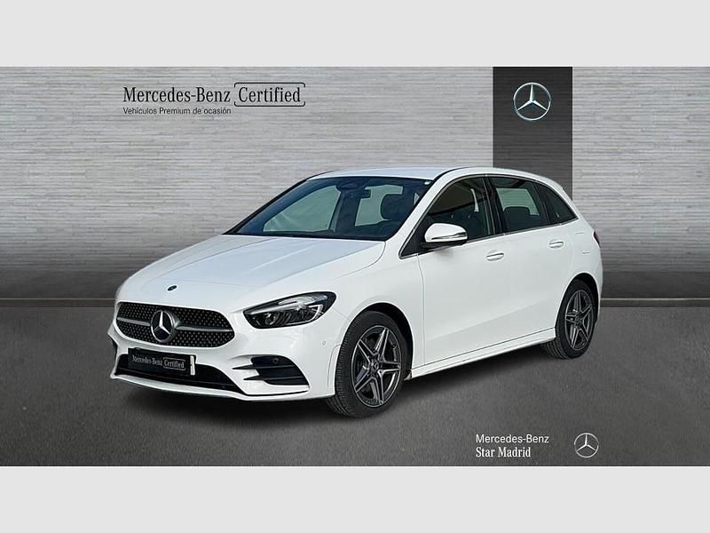 Blanco Usado 2025 Mercedes B250e AMG line Monovolumen | 36.490 € (Precio justo) - Imagen 1/4