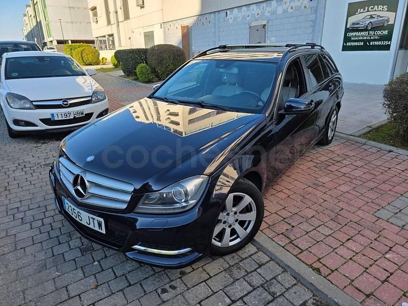 Usado Mercedes C220 Avantgarde 170 CV (125 kW) 2012 Azul Familiar