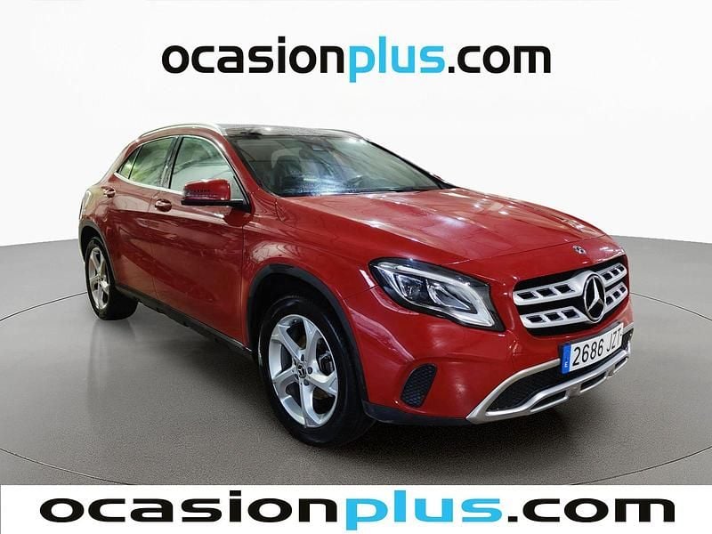 Usado Mercedes GLA220 177 CV (130 kW) 2017 Rojo SUV