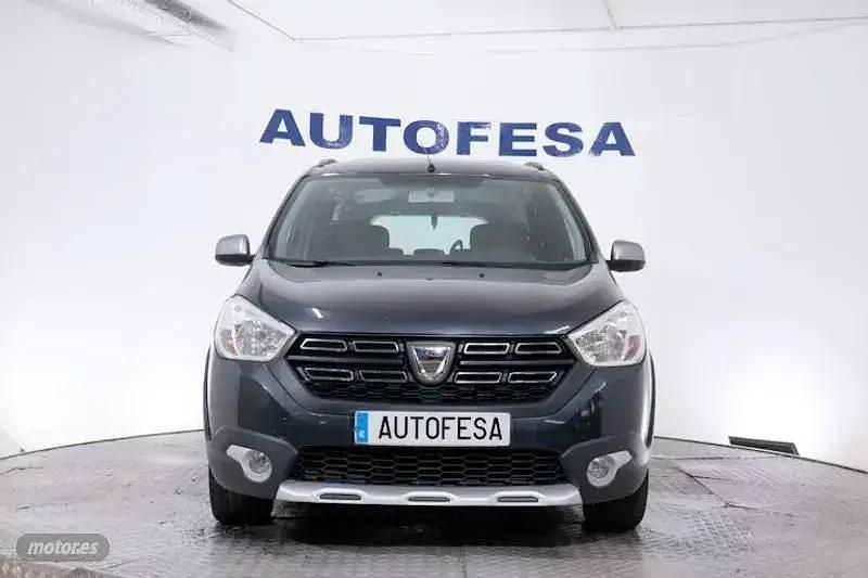 Usado Dacia Lodgy Stepway 115 CV (84 kW) 2020 Negro Monovolumen