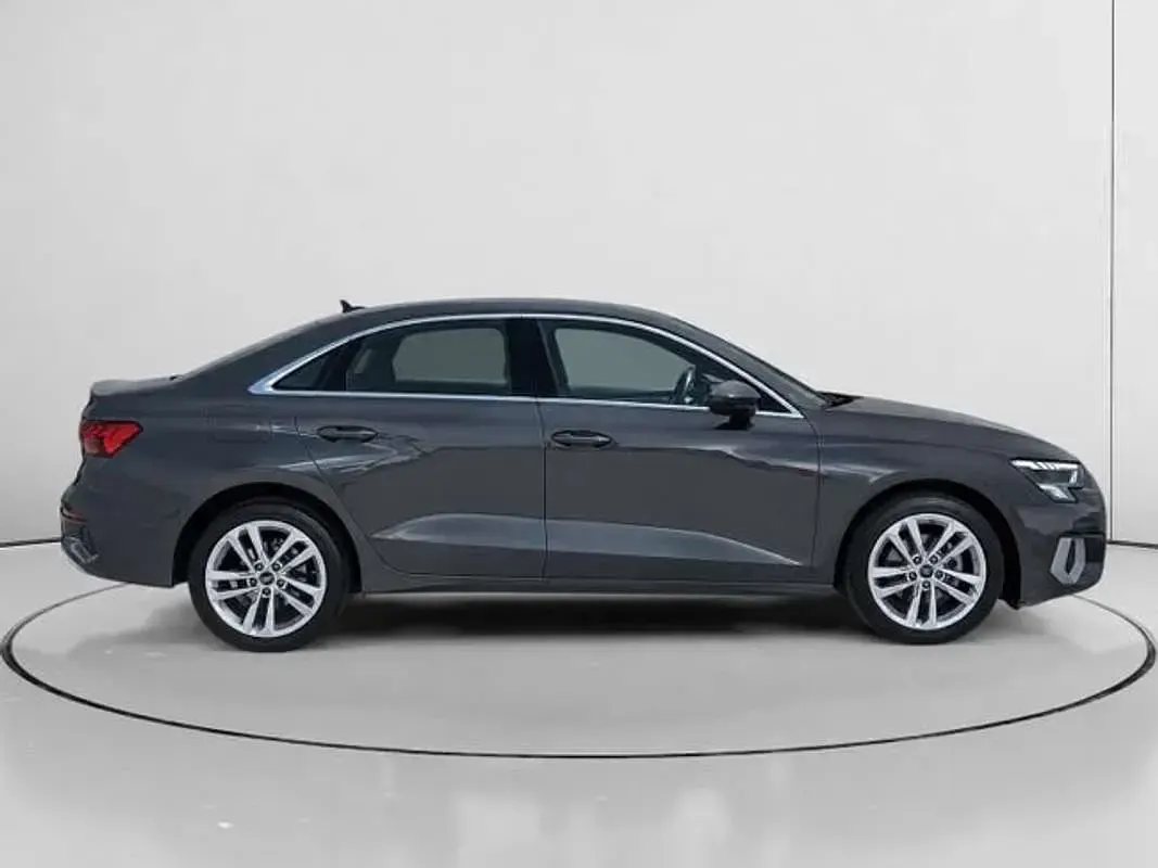 Usado Audi A3 Advanced 116 CV (85 kW) 2022 Gris Berlina
