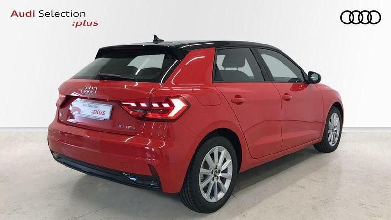 Usado Audi A1 Sportback Advanced Plus 110 CV (80 kW) 2022 Rojo Utilitario