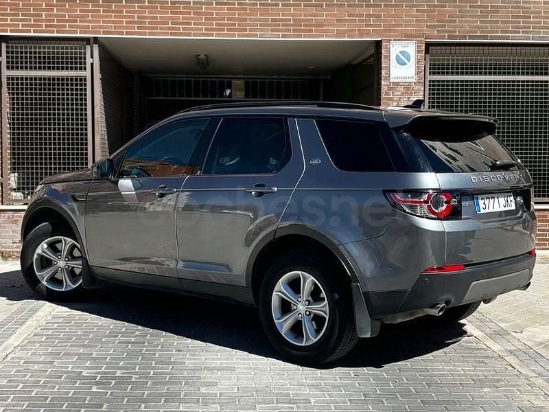 Usado Land Rover Discovery Sport Pure 150 CV (110 kW) 2015 Gris / plata SUV