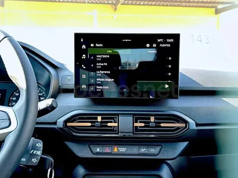 Nuevo Dacia Sandero Expression 122 CV (89 kW) 2026 Negro Berlina