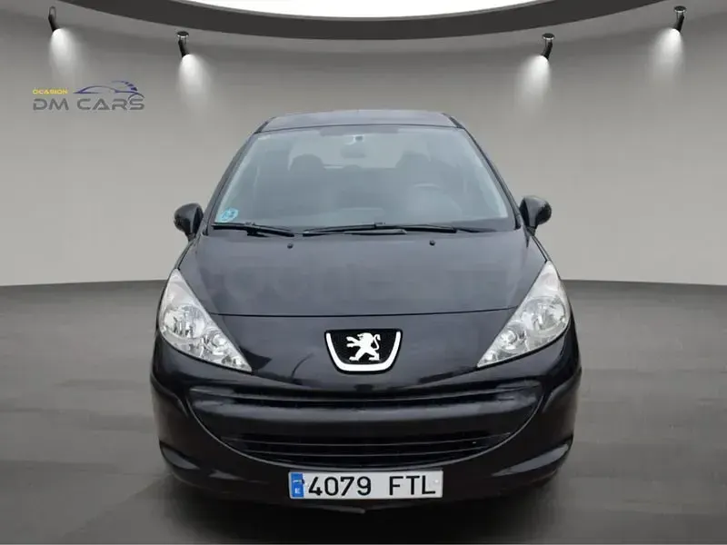 Begagnad Peugeot 207 75 HK (55 kW) 2007 Svart Sedan