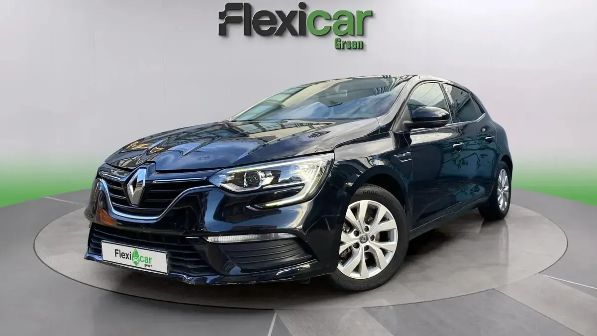 Usado Renault Mégane LIMITED 140 CV (102 kW) 2020 Negro Berlina