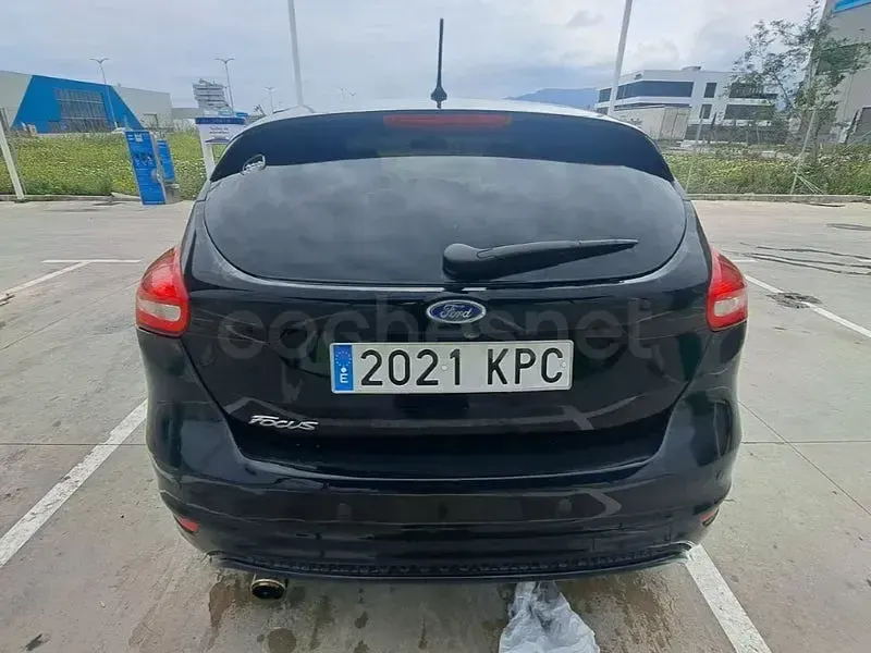 Begagnad Ford Focus Active 120 HK (88 kW) 2018 Svart Sedan