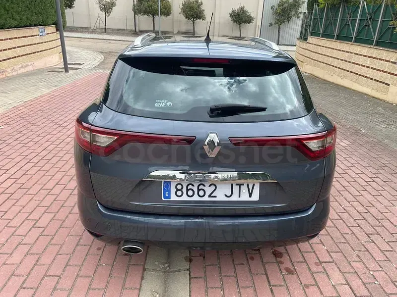 Usado Renault Mégane GrandTour Bose Edition 110 CV (80 kW) 2017 Azul Familiar