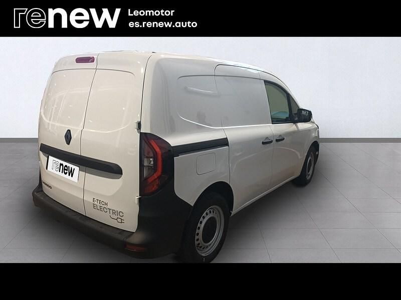 Usado Renault Kangoo 88 kW (120 CV) 2025 Blanco Monovolumen