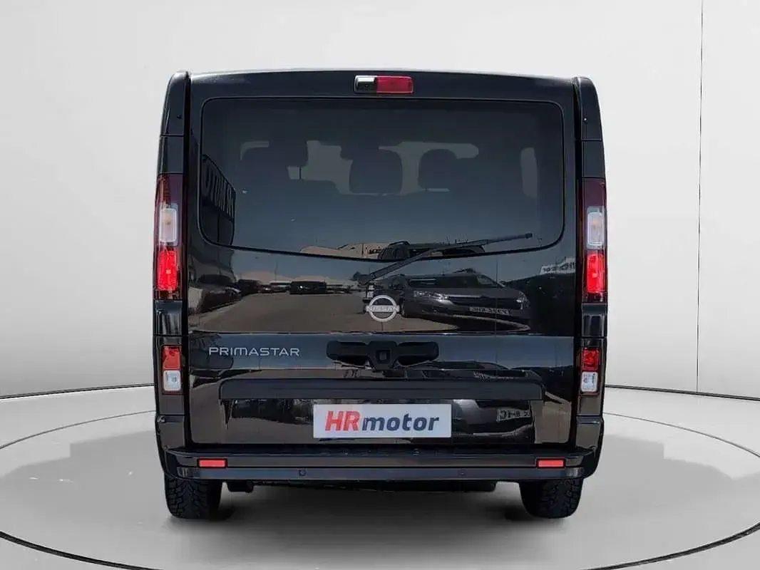 Usado Nissan Primastar Acenta 150 CV (110 kW) 2025 Negro Monovolumen