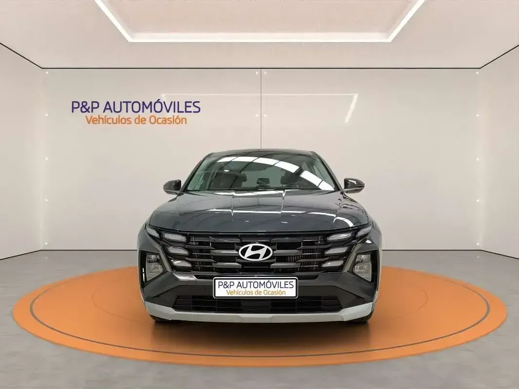 Usado Hyundai Tucson 160 CV (117 kW) 2025 Gris SUV