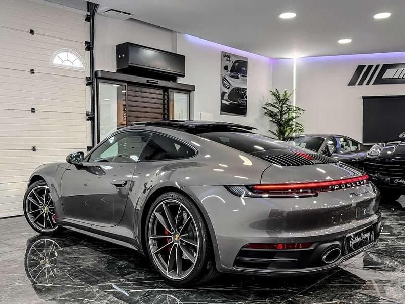 Usado Porsche 911 Carrera 4S 450 CV (330 kW) 2024 Gris Coupe