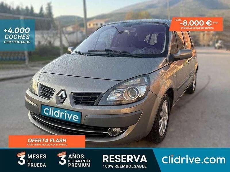 Usado Renault Scénic III Dynamique 106 CV (77 kW) 2009 Amarillo Monovolumen