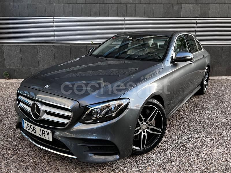 Gris / plata Usado 2016 Mercedes E350 Avantgarde Berlina | 29.000 € (Precio justo) - Imagen 1/4